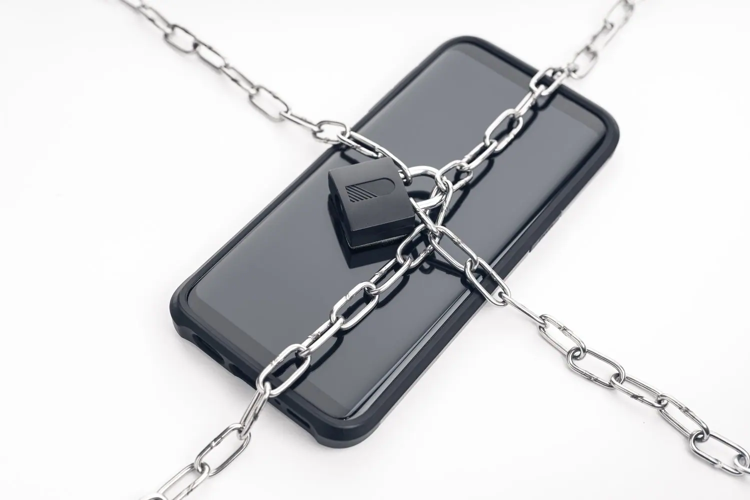 Jak zabezpieczyć telefon przed złodziejem i co zrobić po kradzieży